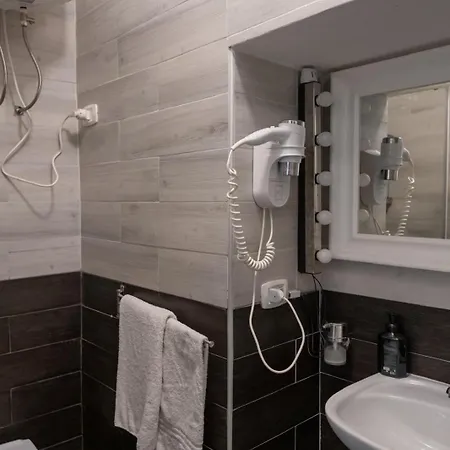 Toledo Road 429 بيت ضيافة 3*